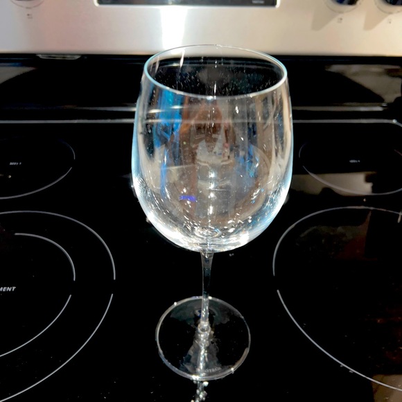 Tiffany &Co Extra large Crystal Classic Home Pulled Stem Applied Foot Wine Glass - Picture 3 of 5